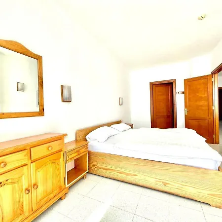 Nudist With Ocean View And One Bedroom In Lanzarote Apartment *