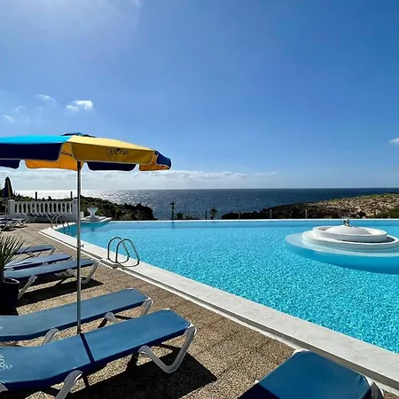 Nudist With Ocean View And One Bedroom In Lanzarote Apartment